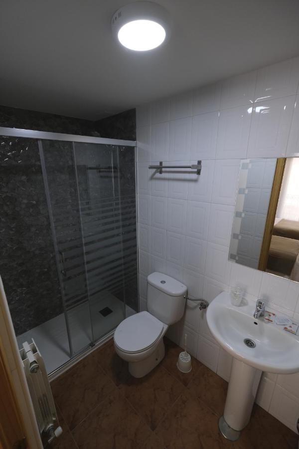 Hostal Restaurante Goya Piedrahíta Kültér fotó