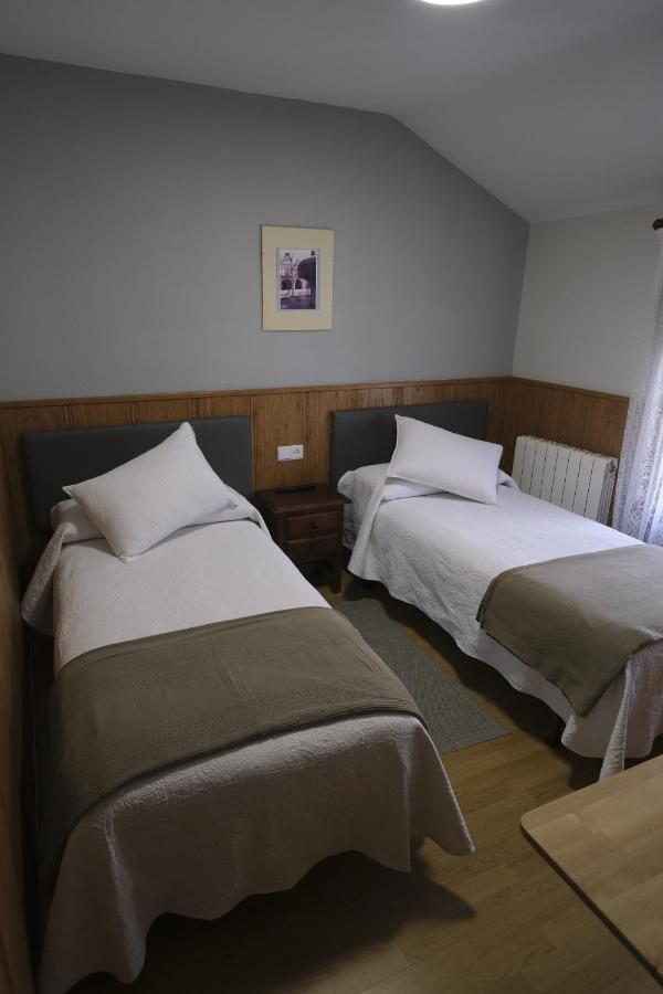 Hostal Restaurante Goya Piedrahíta Kültér fotó